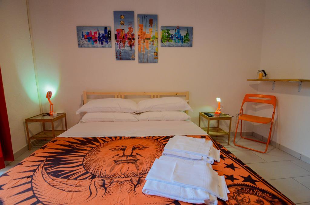 Shine Apartment Nápoles Habitación foto